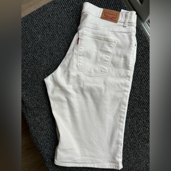 Levi’s BERMUDA WOMEN'S SHORTS Size 30 - Picture 4 of 10